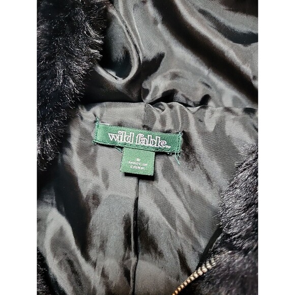 Wild Fable Black Faux Fur Cropped Bomber Jacket Size Small - Picture 8 of 9